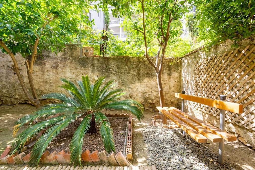 Apartamento Secret Garden Downtown Atenas Exterior foto